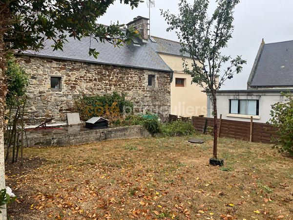 Vente
                Maison136 m² - 8 Pièces -
                    PORT BAIL SUR MER (50580)