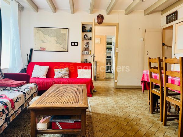 Vente
                Maison136 m² - 8 Pièces -
                    PORT BAIL SUR MER (50580)