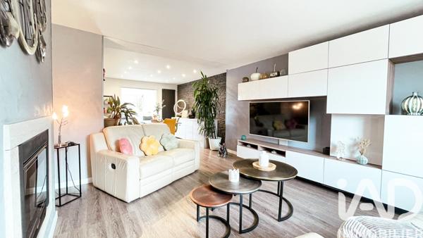 Maison à vendre 6 pièces 179 m² Cosnes-et-Romain