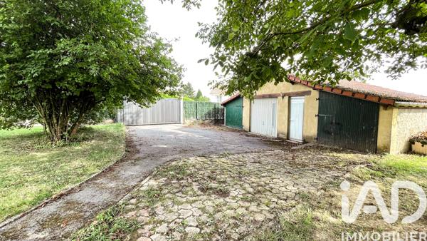 Maison à vendre 6 pièces 179 m² Cosnes-et-Romain