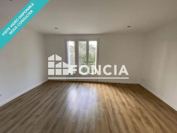 Location Appartement 3 pièces 64 m² - 7 RUE BAPTISTE BONNET Nimes 30000