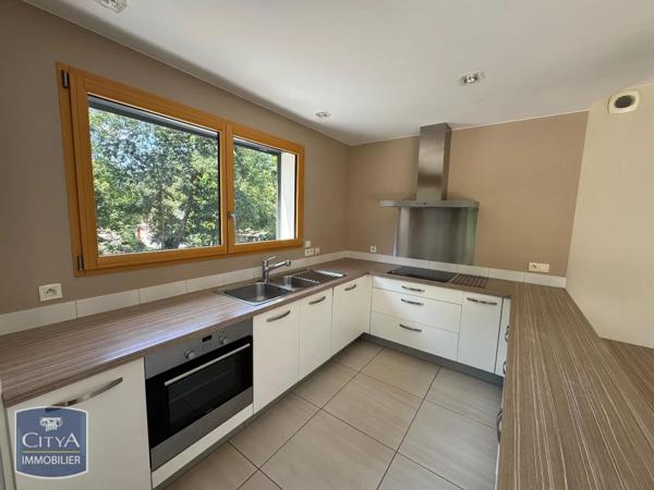 Appartement à louer 3 pièces 113.95m² Divonne-les-Bains (01220)