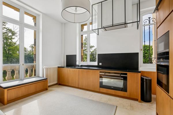 Vente Château Le Vésinet 18 Pièces 750 m²