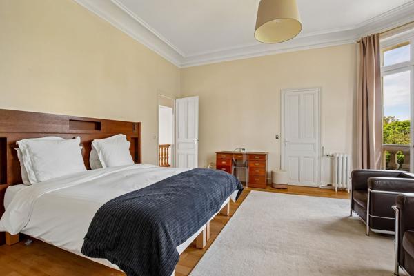 Vente Château Le Vésinet 18 Pièces 750 m²