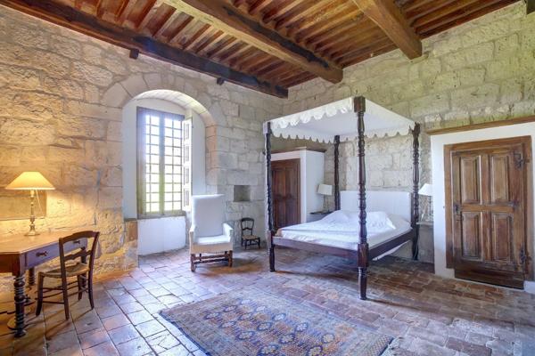 Vente Château Cordes-sur-Ciel 12 Pièces 470 m²