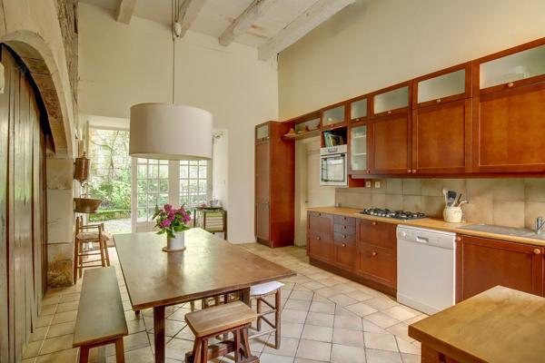 Vente Château Cordes-sur-Ciel 12 Pièces 470 m²