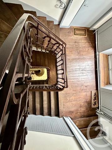 Appartement F4 à vendre  4 pièces - 81 m 2   PAU  - 64