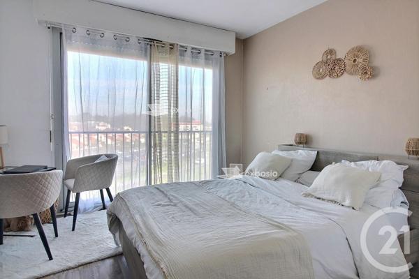 Appartement T5 à vendre  5 pièces - 93,18 m2 LORMONT - 33