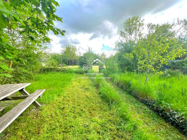 Maison de village à la campagne