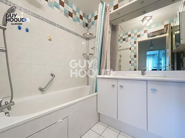 EAUBONNE Appartement 4 pièces 2/3 chambres 80m² avec Balcon - une cave et un double Box automobile