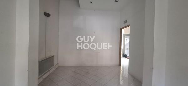 Local commercial MANTES-LA-JOLIE 51 m2