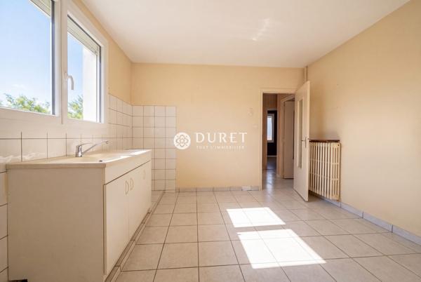 Le confort du plain-pied au cœur d'un quartier pratique