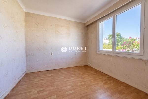 Le confort du plain-pied au cœur d'un quartier pratique