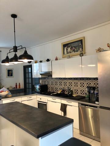 Maison de 160m2 5 chambres à Ardillières proche Aigrefeuille