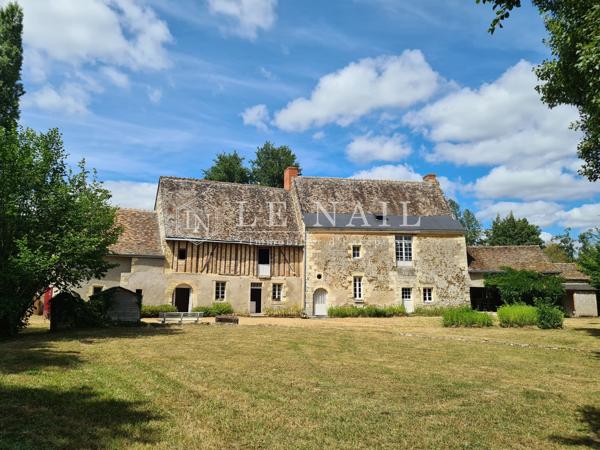 Logis des XVe et XVIe siècles sur 8 hectares ou 29 hectares