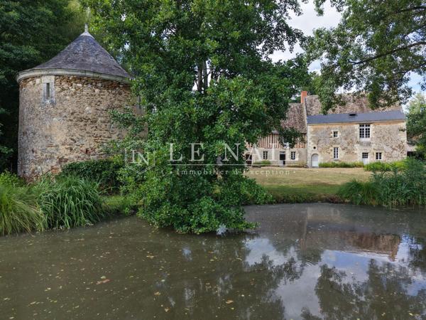 Logis des XVe et XVIe siècles sur 8 hectares ou 29 hectares