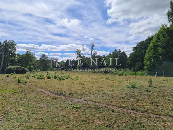 Logis des XVe et XVIe siècles sur 8 hectares ou 29 hectares