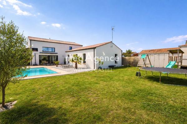 Maison à Les Sables-d'Olonne, 85100 - 9 pièces 255m²
