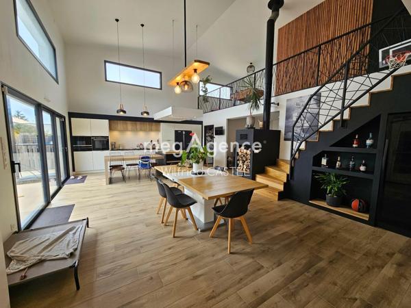Maison à Les Sables-d'Olonne, 85100 - 9 pièces 255m²