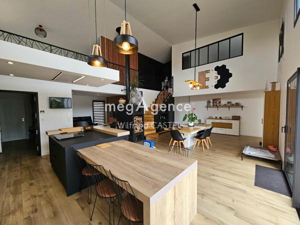 Maison à Les Sables-d'Olonne, 85100 - 9 pièces 255m²
