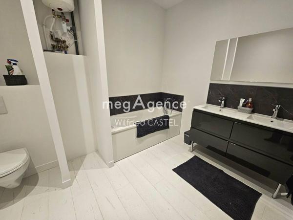 Maison à Les Sables-d'Olonne, 85100 - 9 pièces 255m²
