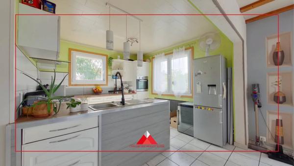 Maison familiale dans le centre de Frasne avec appartement indépendant