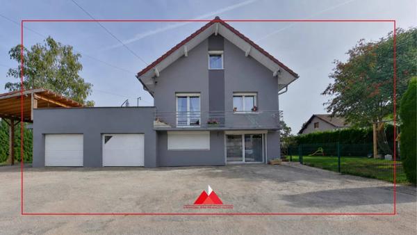 Maison familiale dans le centre de Frasne avec appartement indépendant