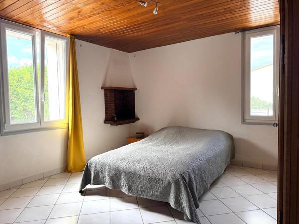 Maison familiale d'environ 149 m2, 4 chambres à Pons