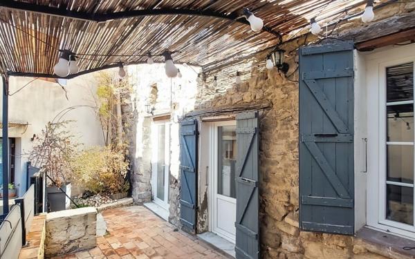 Maison à vendre    5 pièces • 144 m2 Pierrevert