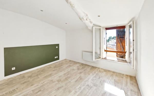 Maison à vendre    5 pièces • 144 m2 Pierrevert