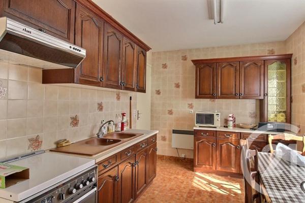 Maison à vendre  5 pièces - 95 m 2   ESTERNAY  - 51