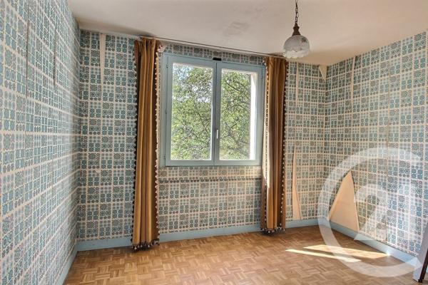 Maison à vendre  5 pièces - 95 m 2   ESTERNAY  - 51