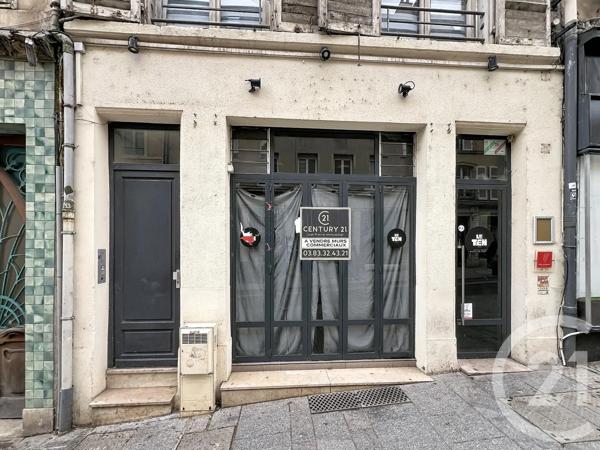 à vendre  248 m 2   NANCY  - 54