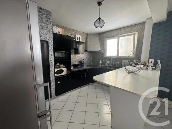 Maison à vendre  4 pièces - 125 m 2   EPERNAY  - 51