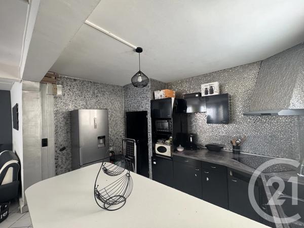 Maison à vendre  4 pièces - 125 m 2   EPERNAY  - 51