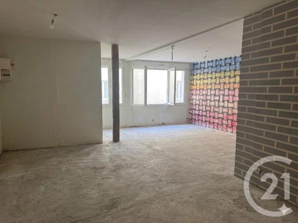 Maison à vendre  4 pièces - 125 m 2   EPERNAY  - 51