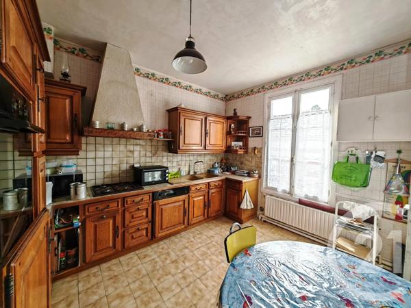 Maison à vendre  5 pièces - 113,89 m 2   CHALONS EN CHAMPAGNE  - 51