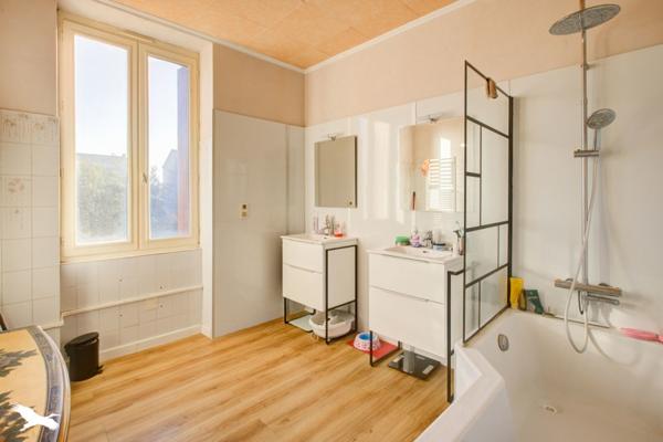 Maison à vendre 239 900 € Brive-la-Gaillarde 7 p 136 m² DPE E