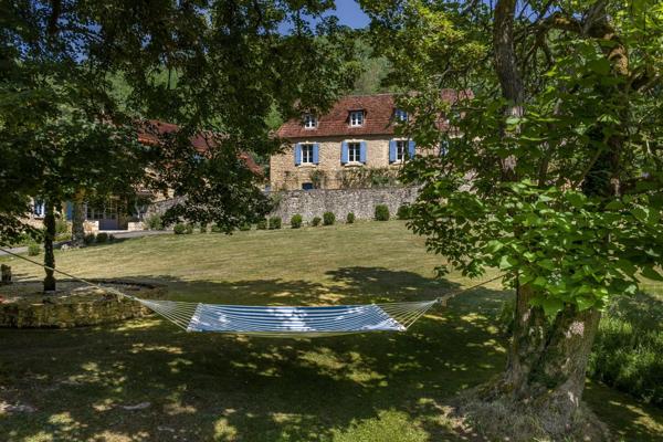 Vente Maison de luxe Les Eyzies 15 Pièces 449 m²