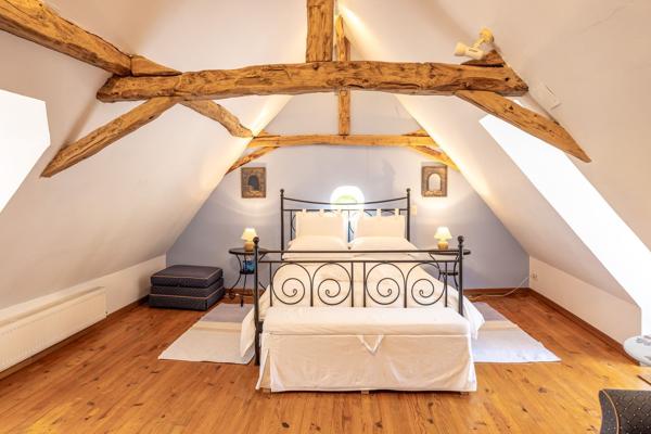 Vente Maison de luxe Les Eyzies 15 Pièces 449 m²