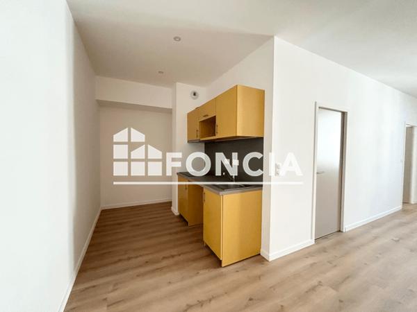Location Appartement 2 pièces 47.59 m² - 72 BOULEVARD DU PRESIDENT CARNOT APPT 210 Agen 47000