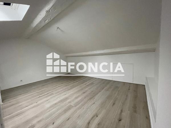Location Appartement 2 pièces 40 m² - 41 RUE DES PONTS Nancy 54000