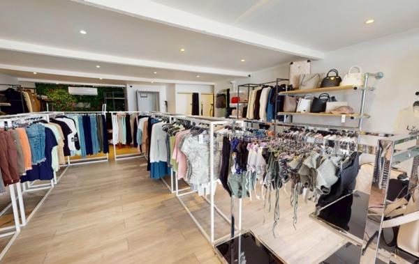 Vente Local commercial + boutique Frontignan   