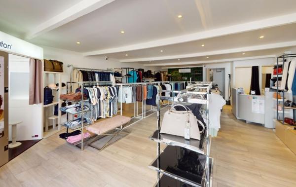 Vente Local commercial + boutique Frontignan   