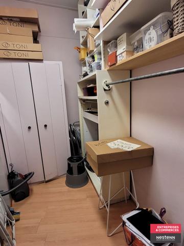 Commerce de prêt à porter en centre ville de Feurs