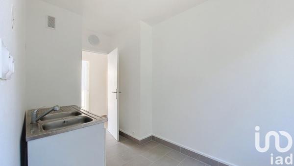 Appartement 3 pièces de 53 m² à Crosne (91560)