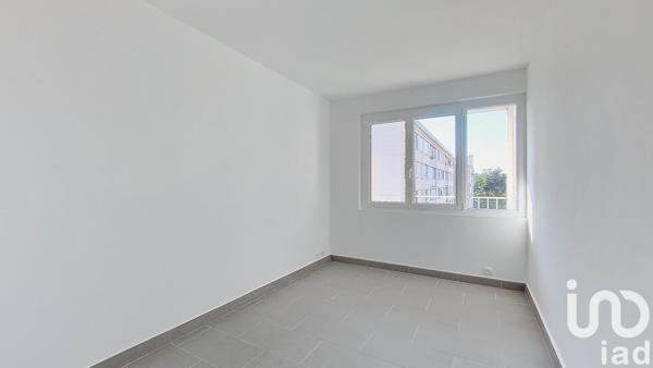 Appartement 3 pièces de 53 m² à Crosne (91560)