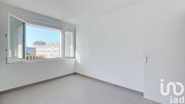 Appartement 3 pièces de 53 m² à Crosne (91560)