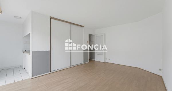 À vendre Studio 28.97 m² - Talence 33400