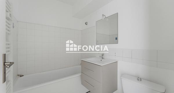 À vendre Studio 28.97 m² - Talence 33400